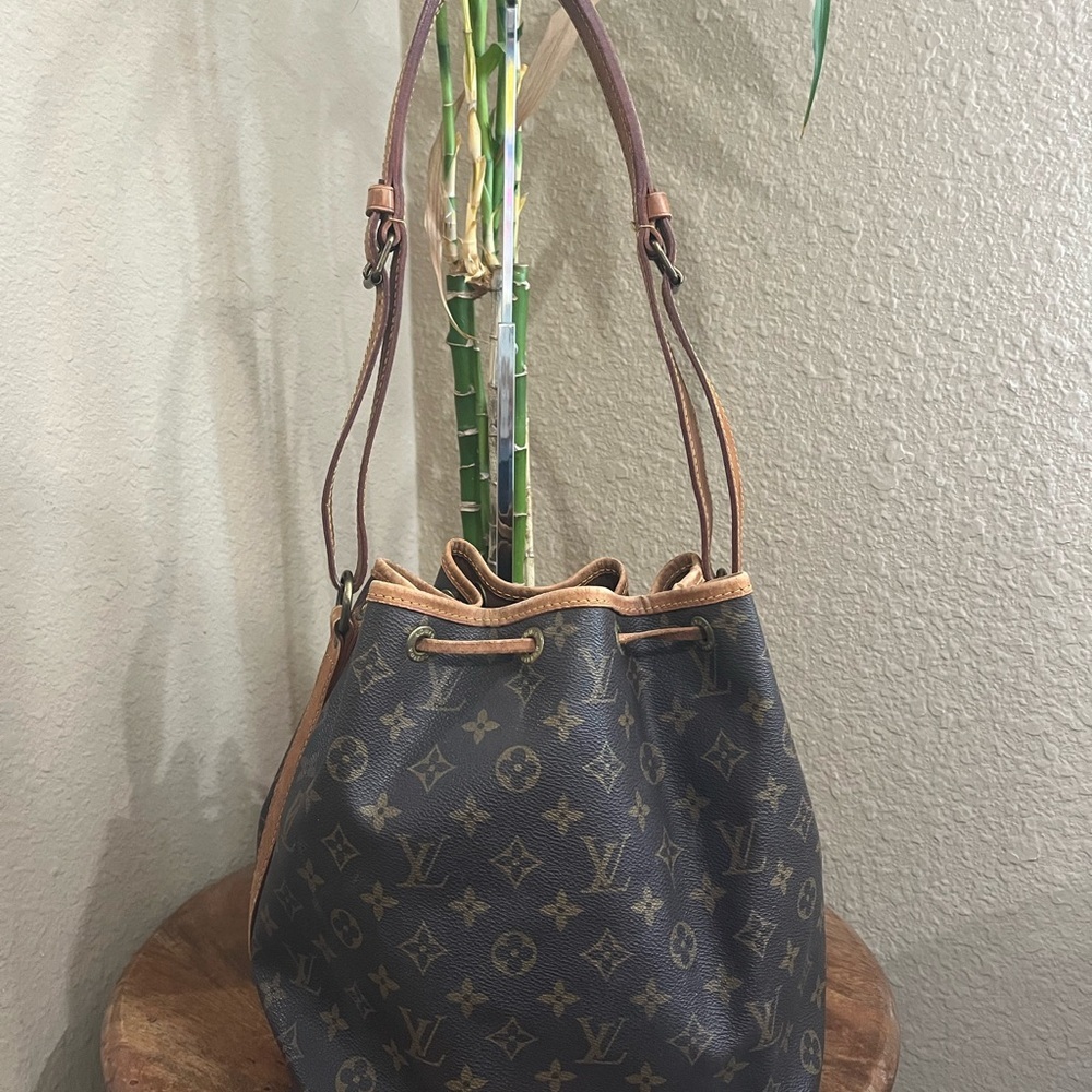 LOUIS VUITTON VINTAGE NOE - Picture 2 of 14